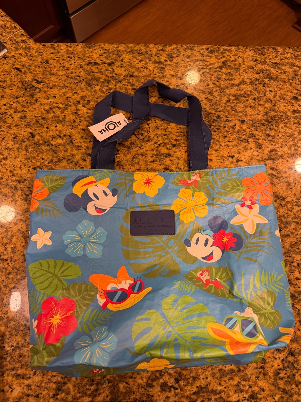 2026 new Disney Aulani x Aloha collab exclusive large tote bag